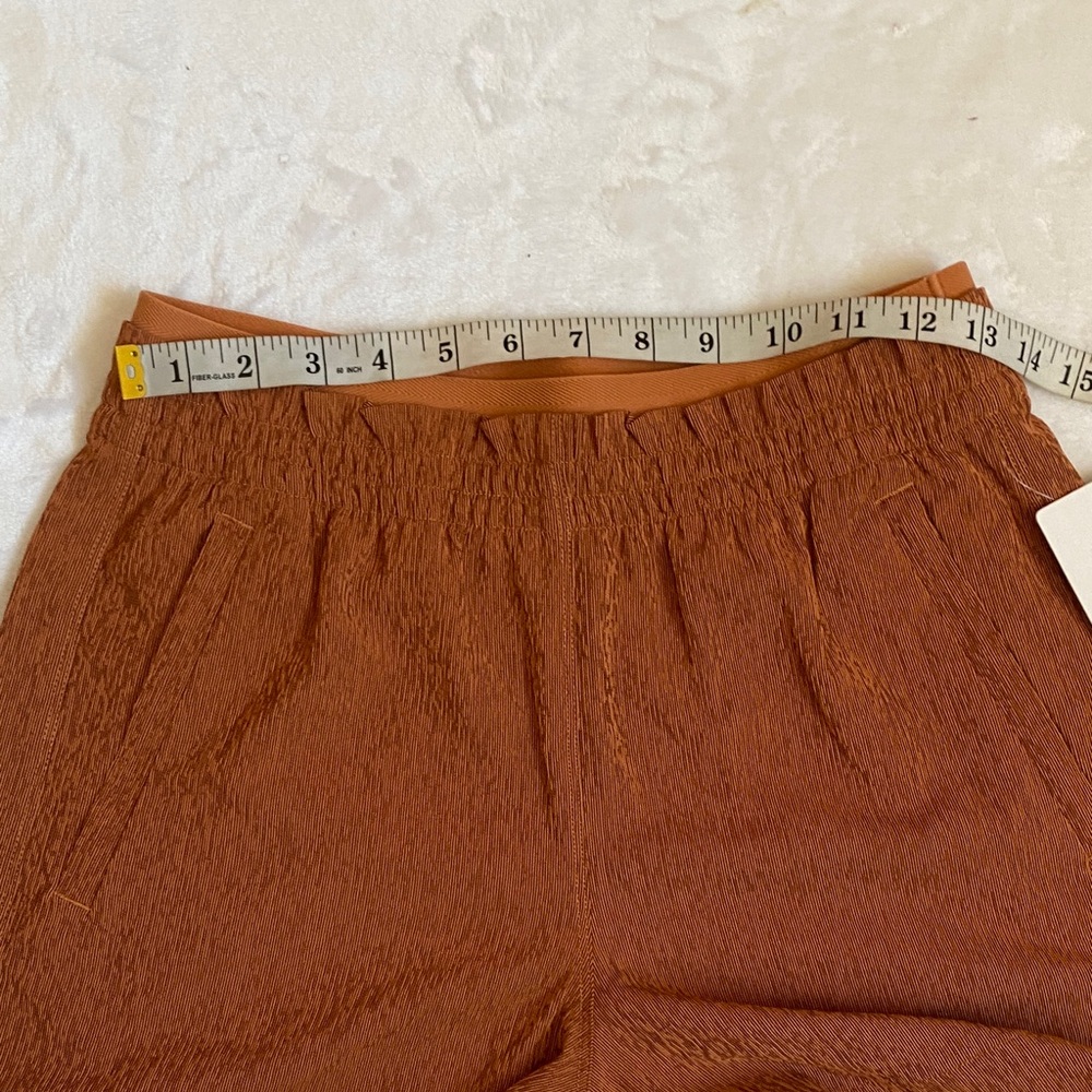 Athleta Women's Athletic Shorts in Rust - Picture 9 of 11
